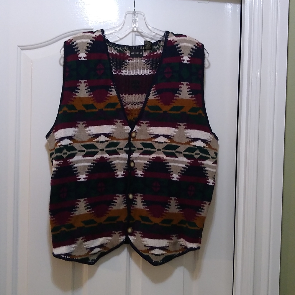 Structure sweater vest